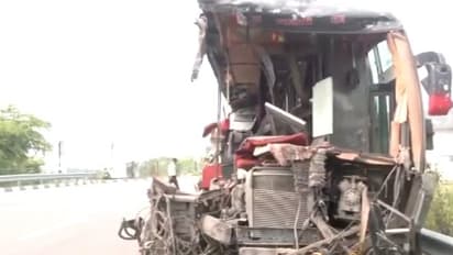 প্রয়াগরাজে ভয়াবহ পথদুর্ঘটনা, কুম্ভে যাওয়ার পথে মৃত ১০, আহত ১৯