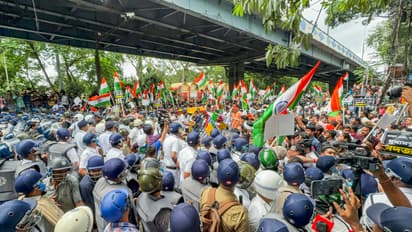 BJP workers during  Nabanna Rally to protest against rape and murder