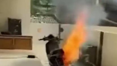 Jaipur, news electric scooter fire in electric vehicles