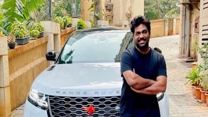 Zakir Khan New Car
