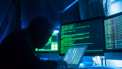 Hacker, Iran Cyber War, Iran Cyber War Safety