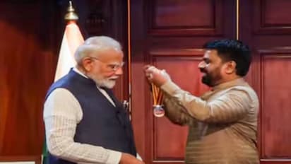 श्रीलंका के सर्वोच्च नागरिक सम्मान से किया गया सम्मानित