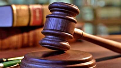 भारतीय छात्र का वीजा रद्द करने से रोका