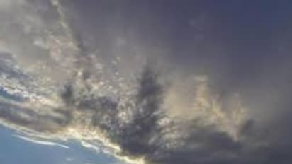 Cloud seeding In delhi