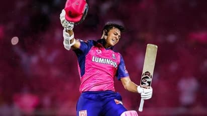 Yashasvi Jaiswal century against MI