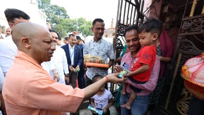CM Yogi celebrated Diwali in Nishad Basti