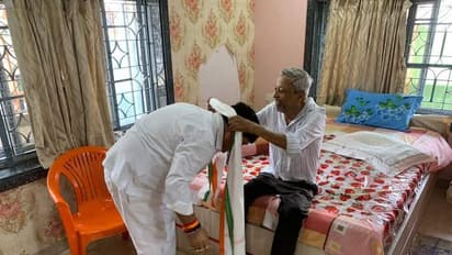 Lok Sabha Election 2024 Barrackpore BJP candidate Arjun Singh visited Mukul Roy s house in Kanchrapara bsm