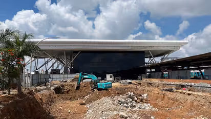 SMVT railway station