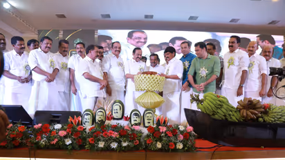 v d satheesan farmers