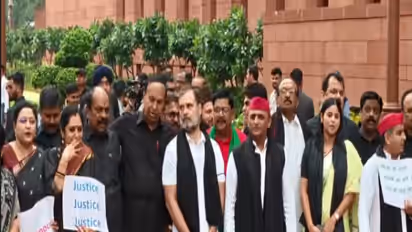INDIA bloc MPs protest against Bihar SIR (Photo/ANI)