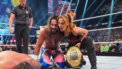 Seth Rollins And Becky Lynch