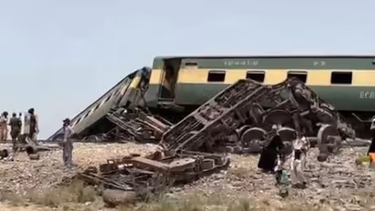 Pakistan Train Accident