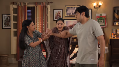 kar kache koi moner kotha