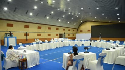 Rg kar protest Rg kar protest junior doctors sitting next to nabanna auditorium Mamata Banerjee press meet bsm