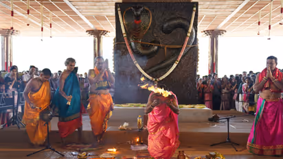 Sadhguru on Nag Panchami 