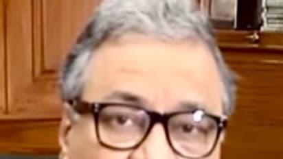 RG kar issue affect tmc writes letter to Mamata Banerjee Jawhar Sircar resigns as MP bsm