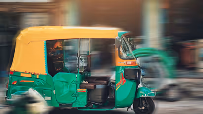 Bengaluru auto-rickshaw fare revised from August 1 (Rep)