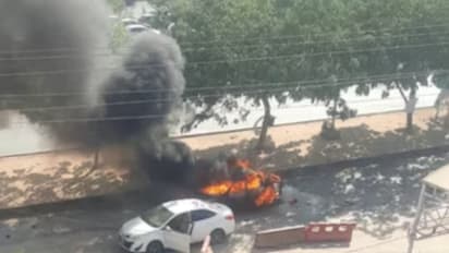 Major Car Bomb Blast Outside Islamabad Court 