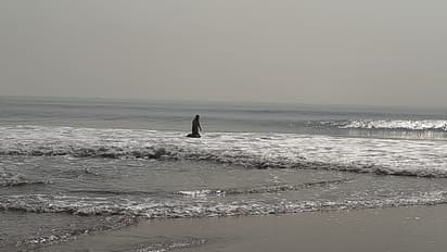 cyclone dada Odisha government has advised tourists to leave Puri bsm