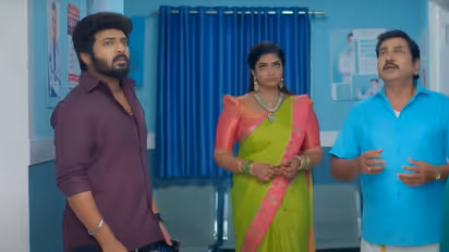 Karthigai Deepam 2 Serial Crossed 1000 Episodes