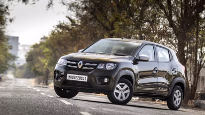Renault Kwid, Renault Kwid Safety, Renault Kwid Sales, Renault Kwid Mileage