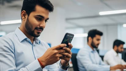 Share Market in Office Time