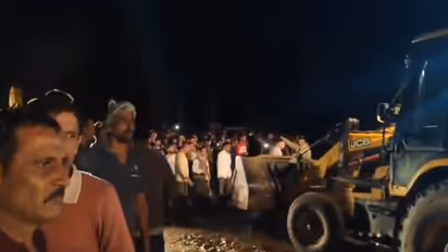 Himachal Pradesh landslide Bus buried