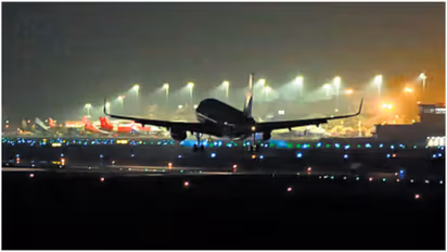 Kochi Airport -kochi airport passengers protest after spicejet flight cancelled