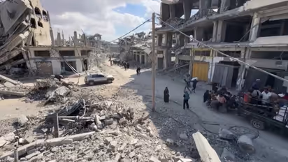 Israel resumes attacks on Gaza