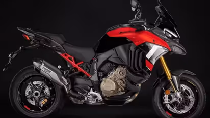 2025 Ducati Multistrada V4 Pikes Peak