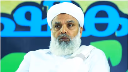 Umer faizy mukkam