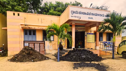 Sudi residents dump garbage outside Panchayat office in protest