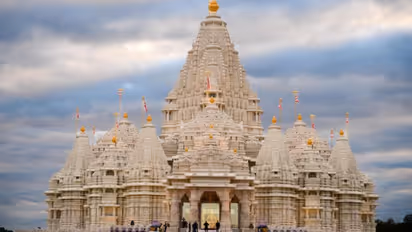 baps-shri-swaminarayan-mandir