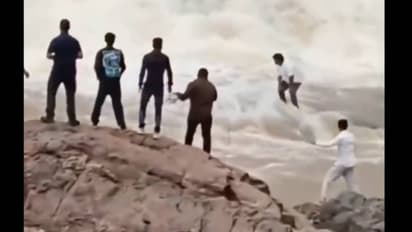 Duduma waterfall accident 