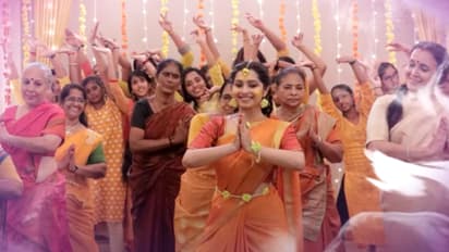 aval malayalam movie song jayaraj surabhi lakshmi