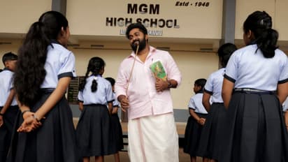 dhyan sreenivasan starring kalyanamaram movie starts rolling