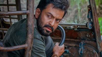 Vilaayath Budha malayalam movie review prithviraj sukumaran jayan nambiar
