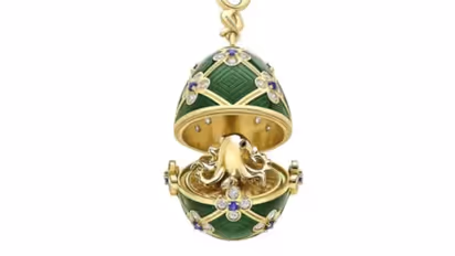 19000 dollar pendant
