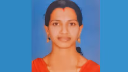 Woman found dead in thrissur