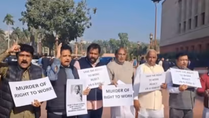 V Sivankutty criticizes UDF