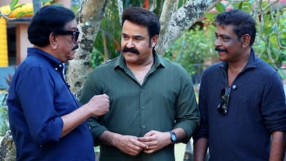 priyadarshan postpones mohanlal movie to unite with akshay kumar again