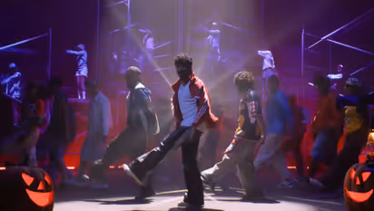 Zombie Zombie Yes Papa Video Song from pluto movie