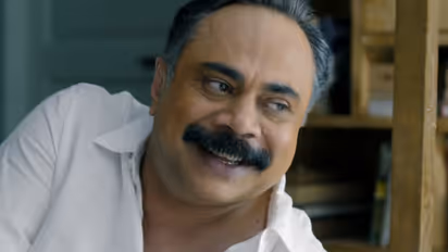 Neelakkannukal Video Song from Law and Order malayalam movie