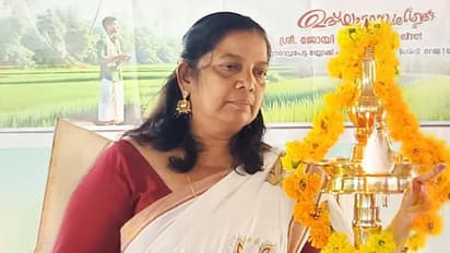 Kottayam Moonnilavu Panchayat President Seninamma Joseph