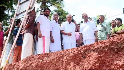 pinarayi vijayan visit elayavoor