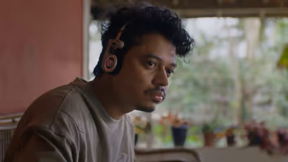 Praakk Video Song from movie It's a Medical Miracle Sangeeth Prathap