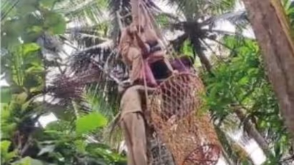 fire force save man life in kozhikode