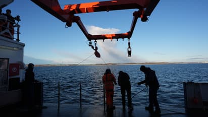 underwater measuring statio