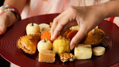 6 Tips to control overeating