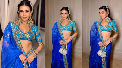 angi blouse design for royak look 